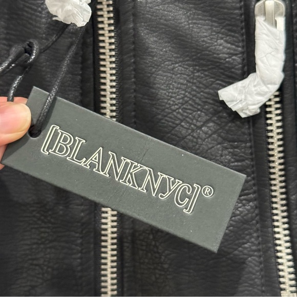 Blank NYC Black Studded Moto Biker Jacket Size XS Vegan Leather - Picture 10 of 10